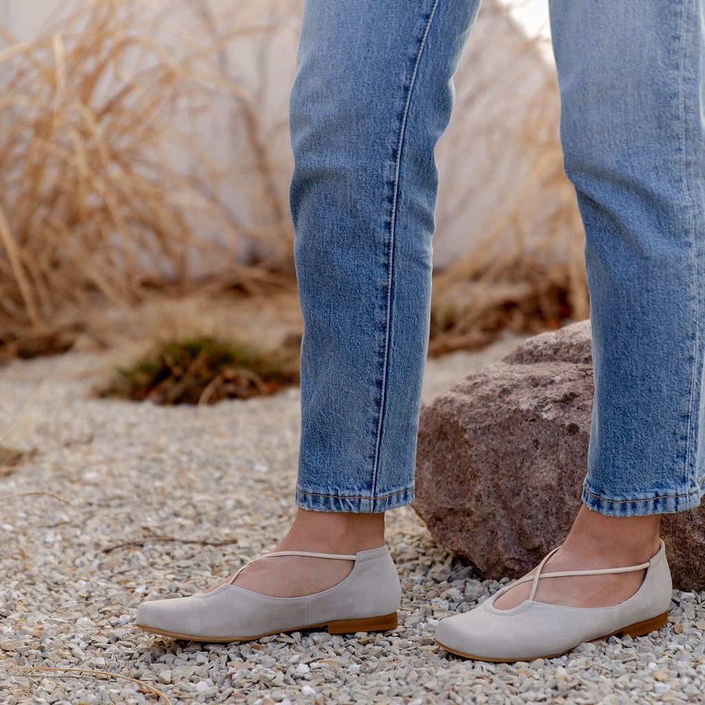 Bria Flexlite Flats Ice